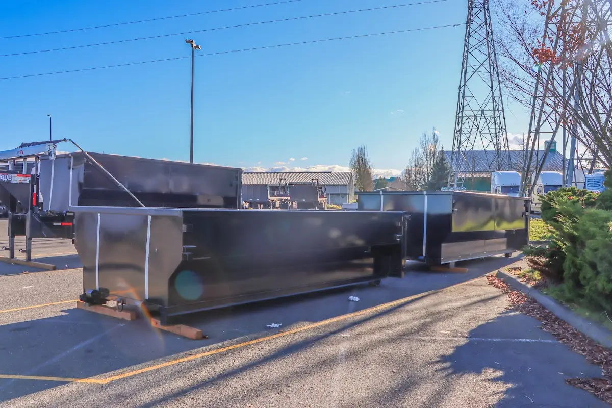 Roll-off dumpster ready for waste disposal at job site for Estate Cleanout Dumpster Rental in Clewiston